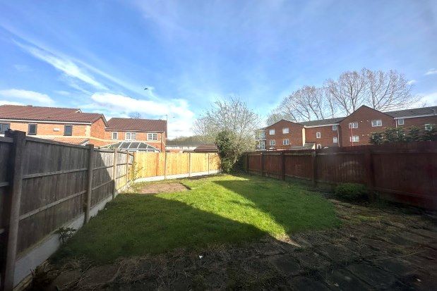 Semi-detached house to rent in Isbourne Way, Birmingham