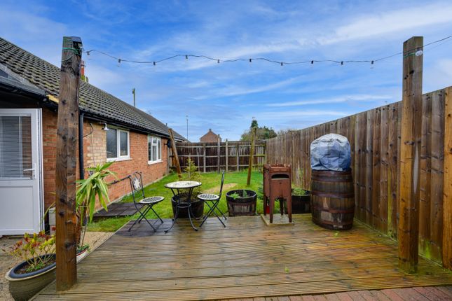 16, Philip Avenue, Felixstowe photo 2
