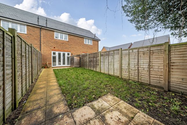 51 Alliss Gardens, Sandwich photo 4