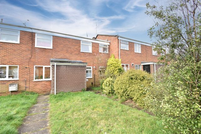 Terraced house to rent in Pinewood Park, Farnborough, Hampshire