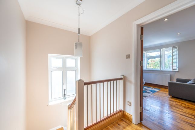 49, Ashbourne Road, London W5, London photo 2