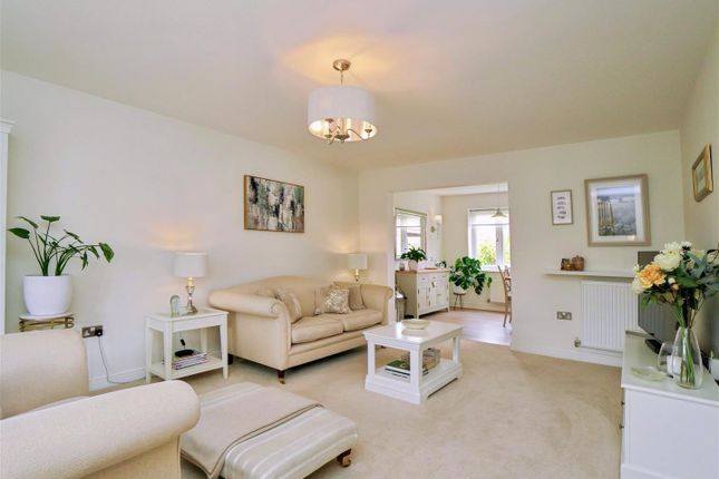 8, Goldfinch Way, York photo 3