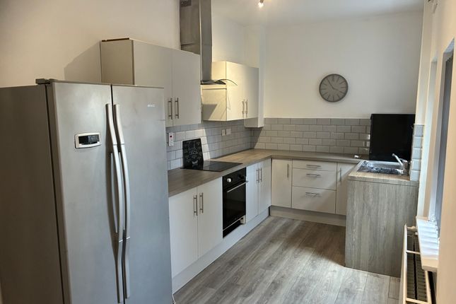 754, Leigh Road, Leigh, Greater Manchester photo 5