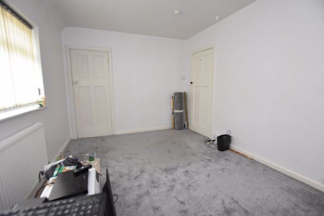 37, Harmston Rise, Nottingham photo 5