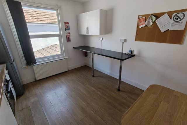 33A, Ashburnham Road Bedfordshire, Bedford photo 4