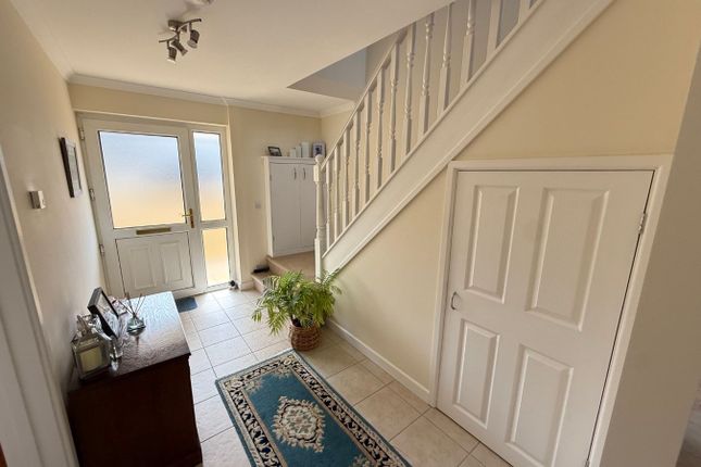 4, Dolphin Court, New Quay photo 5