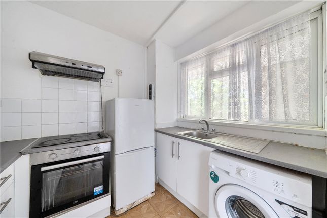 38, Porthcawe Road, London photo 4