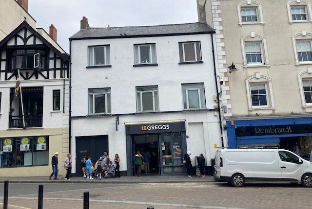 Thumbnail Retail premises to let in Ground Floor &amp; Basement, 48 High Street, Tenby