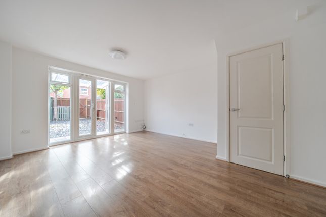 39, New Swan Close, Lincoln photo 2