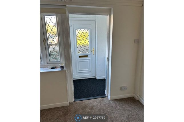 Chichester Close, Kingston Park, Newcastle Upon Tyne photo 2
