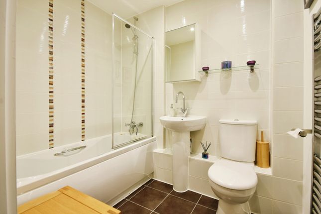 Flat for sale in Alexandra Road South, Manchester, Greater Manchester