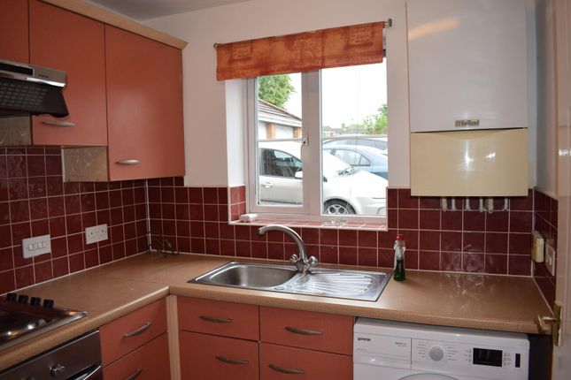 3, Hedgeway, Nuneaton photo 5