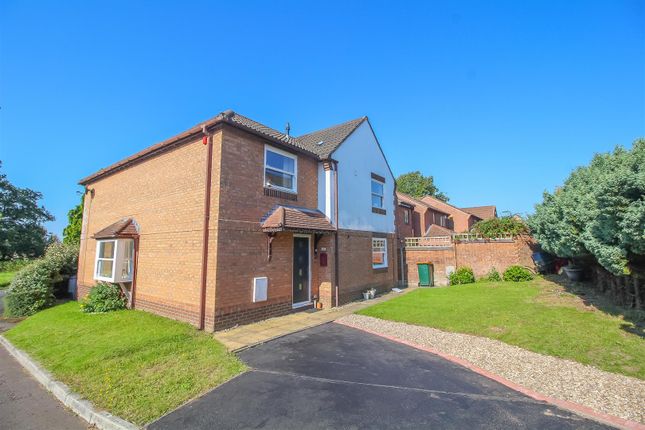Thumbnail Detached house for sale in Squires Gate, Rogerstone, Newport