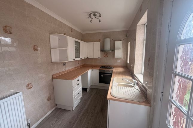 58 Thrumpton Lane, Retford photo 4