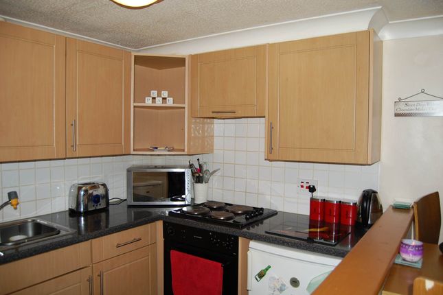 4, Northcote, Addlestone photo 5