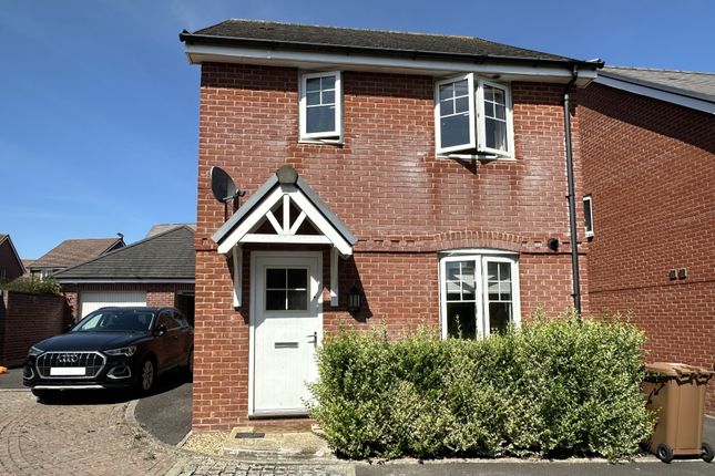 36, Hampton Road, Andover photo 2
