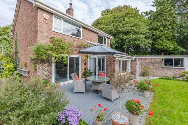 12 Betley Hall Gardens, Crewe photo 4