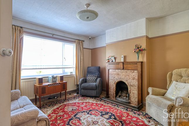 17, Allens Avenue, Sprowston, Norfolk, NR7 8EP, Norwich photo 2