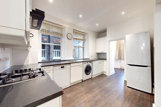 Flat to rent in Delaware Mansions, Delaware Road, Maida Vale