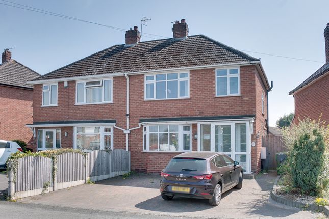 3 Bed Semi Detached House For Sale In Meadow Road Catshill