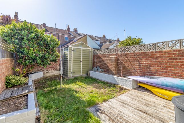 25 Westfield Road, Southsea photo 2