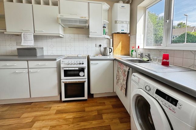 26, Swan Way, Fleet photo 3