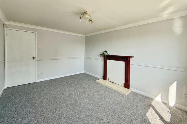 37, Cornwall Grove, Cheshire photo 2