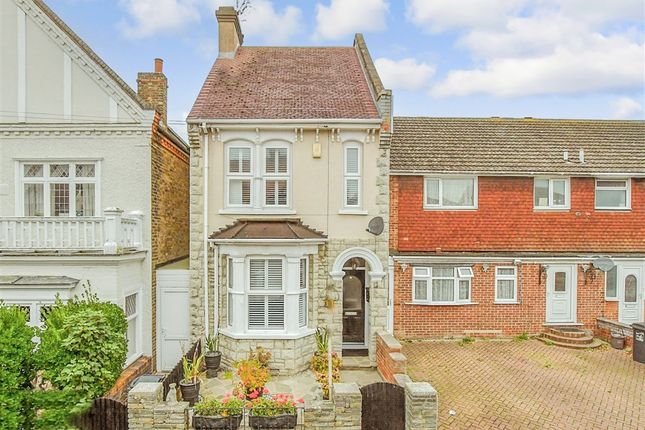 3-bed detached on Elmstone Road, Ramsgate, £225,000