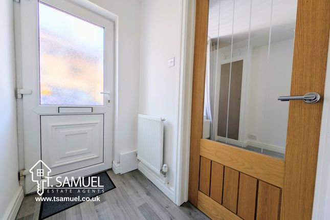 9 Cliff Street, Mountain Ash photo 2