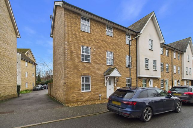 4-bed house on 10, Dove House Meadow, Sudbury, £315,000