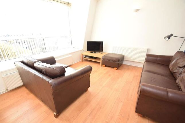 Flat 6, Pensby Road, Wirral photo 3