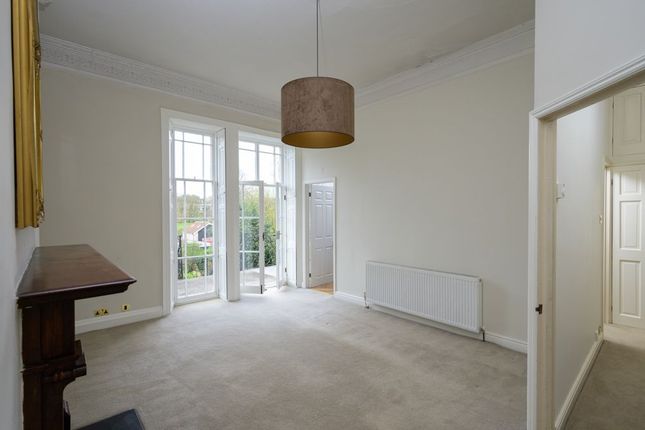 Flat to rent in Ground Floor, Kensington Place, Walcot, Bath