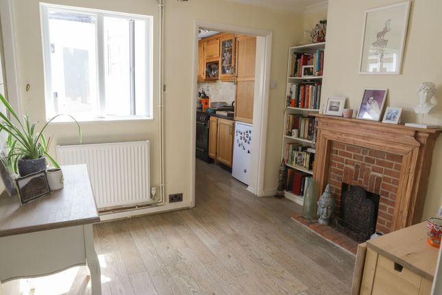 Thumbnail Terraced house for sale in Albion Place, Hook