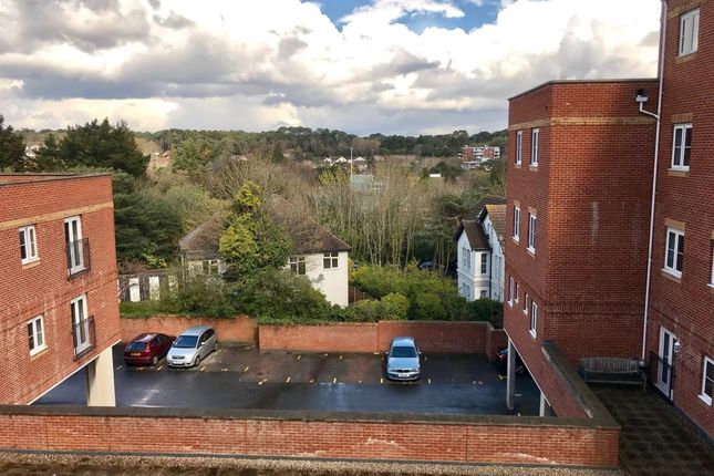 Flat for sale in Norwich Avenue West, Bournemouth