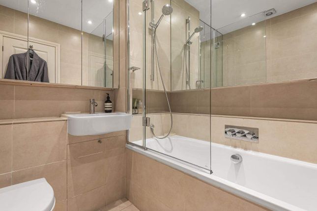 Flat for sale in Sinclair Road, London