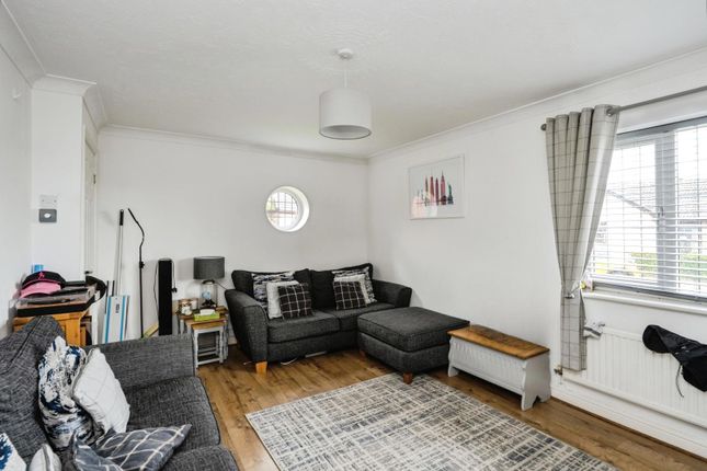 14, Heol Pentre Bach, Swansea photo 4