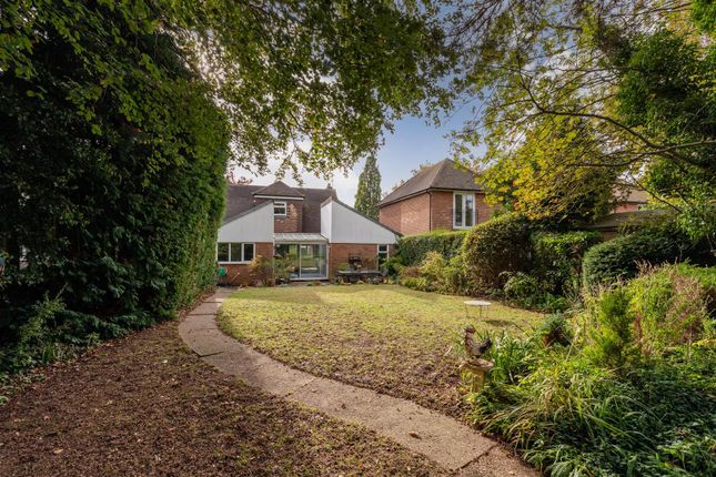 Detached house for sale in Oaken Grove, Maidenhead