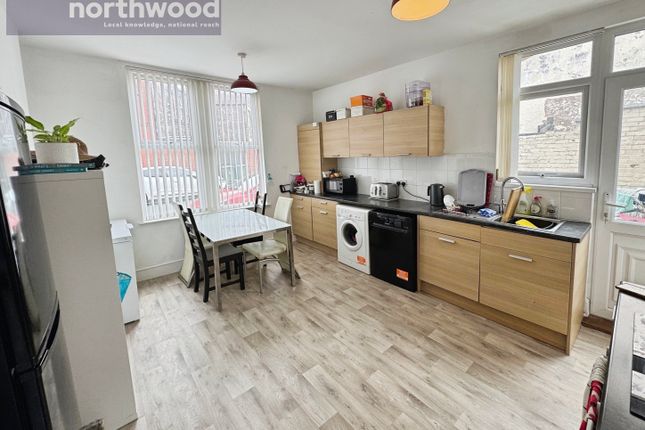 122, Poulton Road, Wirral photo 2