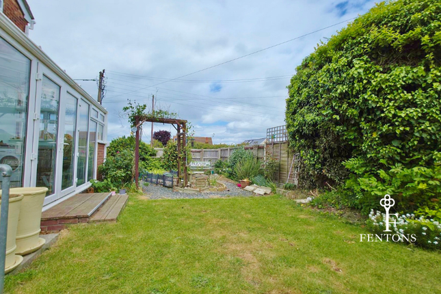 Horsey Road, Kirby-le-Soken photo 4