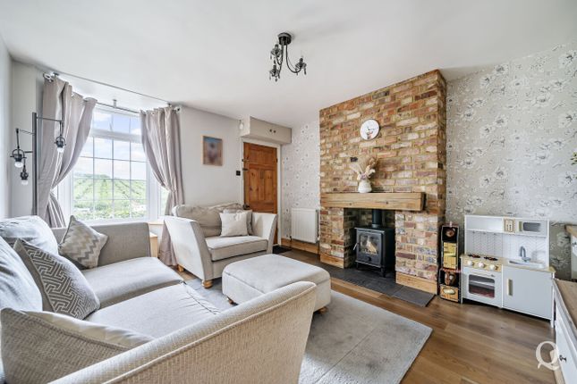 3, Woodland Cottages, Rodmersham photo 2