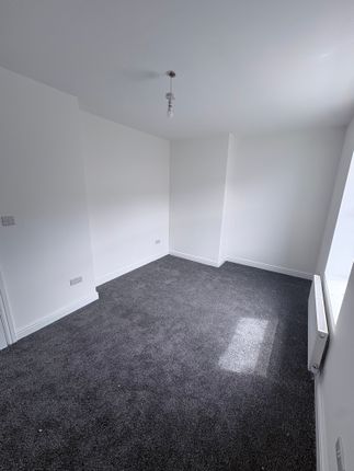 57, Mill Lane, Batley photo 5