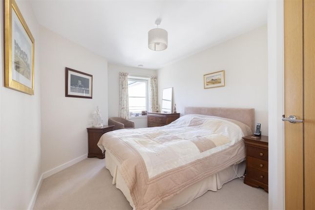 Flat for sale in 37 Scholars Gate, Abbey Park Avenue, St. Andrews