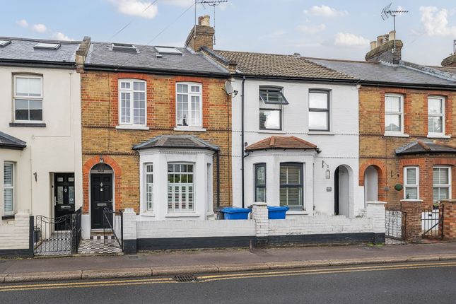 Terraced house to rent in Arthur Road, Windsor