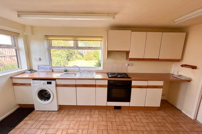 7, St. Lukes Road, Telford photo 3