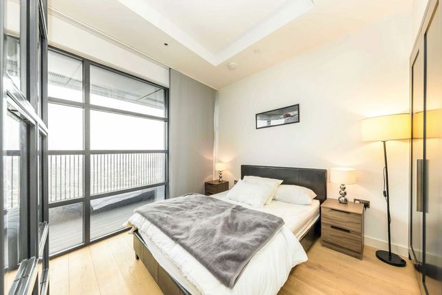 Flat 1710, Bridgewater House, 96, Lookout Lane, London photo 4