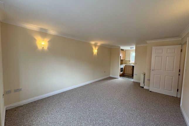 74 Shrewsbury Rd, Shrewsbury Rd, Yeovil photo 3