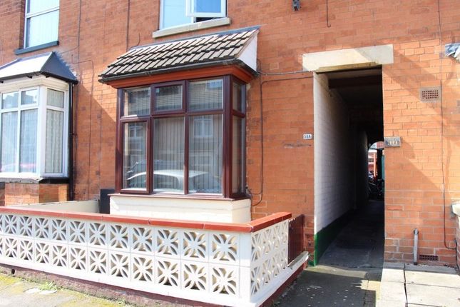 Thumbnail Flat for sale in Houghton Road, Grantham