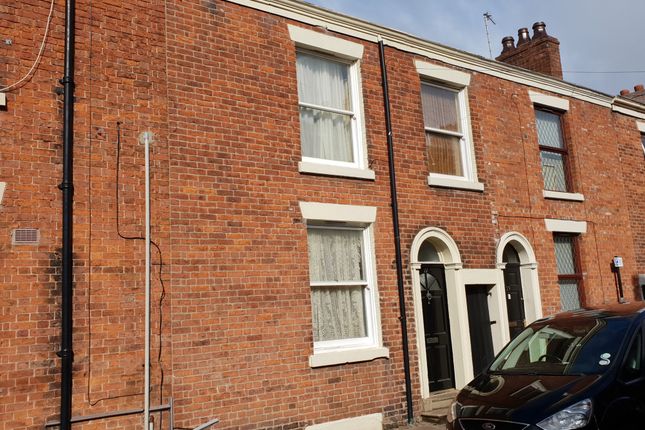 Terraced house to rent in Great Avenham Street, Preston, Lancashire