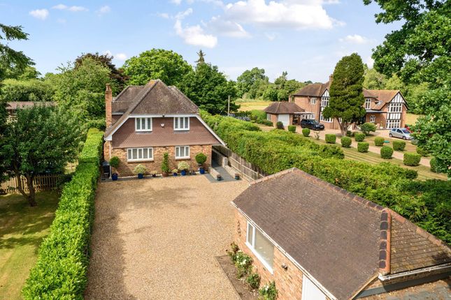 The Oaks, Chesham Road, Chesham photo 4