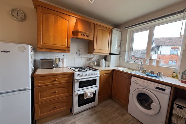 6, St. James Court, Front Street, Leicester photo 3